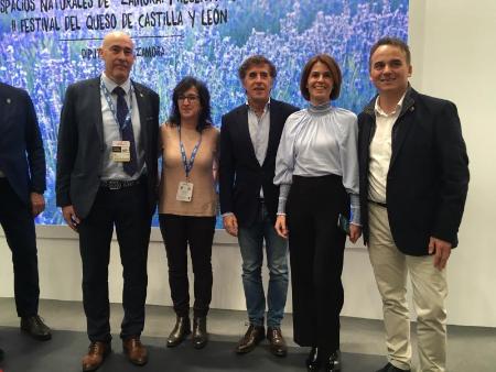 Imagen Las rutas cicloturistas por la provincia de Segovia han sido las protagonistas en el stand del Área de Turismo de la Diputación en FITUR